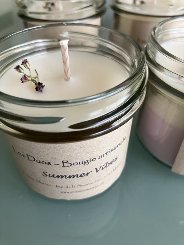 Bougie artisanale parfumée Summer Vibes aux parfums suisses