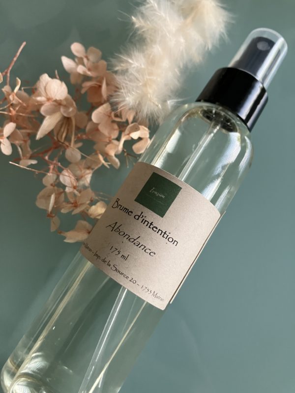 Brume d'intention parfumée à la verveine, pour attirer abondance dans ta vie