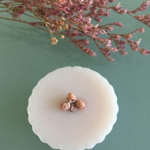 Fondant parfumé Figue intense en cire végétale d'olive, parfum 100% suisse, colorant naturel