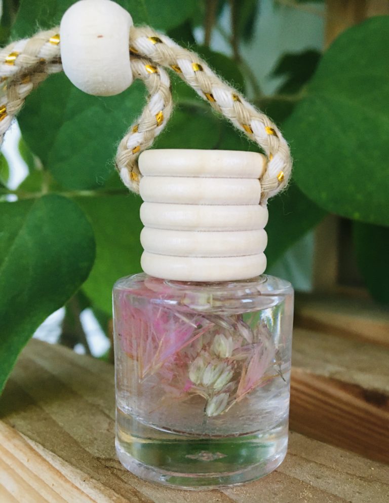 DIffuseur artisanal au myristate d'isopropyle, parfum de Grasse et fleurs séchées